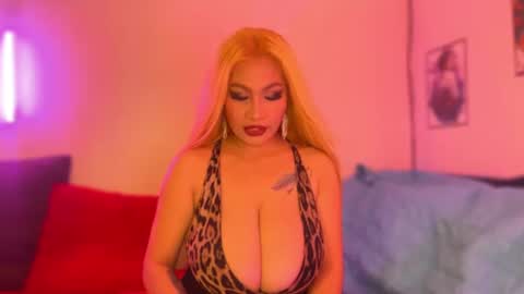 Jasmine online show from November 19, 8:14 am