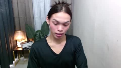 Jhes online show from December 5, 3:46 pm