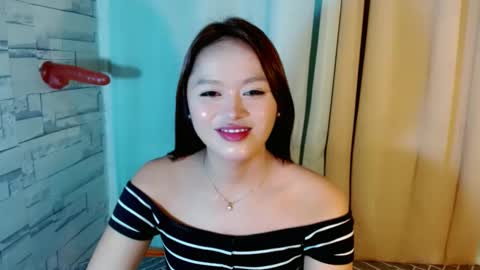 Snapshot of miss_kath chatting on December 12, 3:27 pm miss kath online show from December 12, 3:27 pm