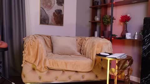 miss_m online show from October 2, 11:37 am