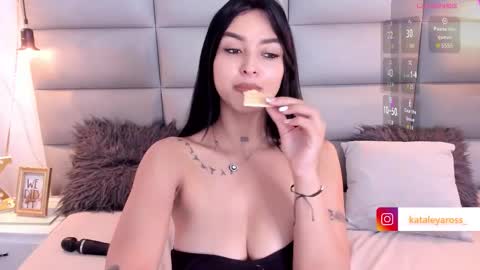 Snapshot of miss_ross_ chatting on September 29, 6:07 am onlyfanskataleyaross online show from September 29, 6:07 am