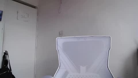 Kortana 2.0 dont forget thumbs up and follow me on twitter online show from December 14, 8:03 pm