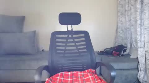 Snapshot of miss_staceyy chatting on December 11, 7:42 am Stacey online show from December 11, 7:42 am