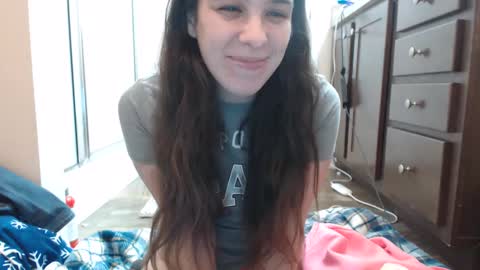 Bella online show from December 31, 2:19 am