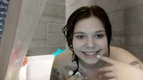 miss_tastytay online show from November 5, 3:23 am