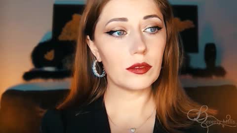 The divine Beverly online show from September 17, 7:12 pm