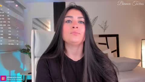 Snapshot of missbianca1 chatting on February 26, 11:15 pm Bianca Torres online show from February 26, 11:15 pm