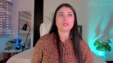 Snapshot of missbianca1 chatting on December 9, 11:03 pm Bianca Torres online show from December 9, 11:03 pm