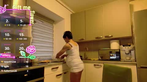 missbya online show from October 9, 5:44 am