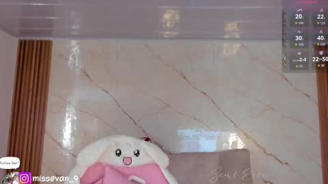 Sami Evan online show from December 20, 1:04 pm