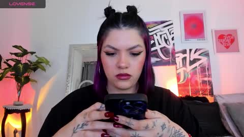 Annie online show from January 9, 2:43 am