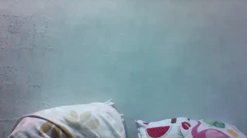 Snapshot of misskitty2xxx chatting on December 4, 5:22 pm Merry online show from December 4, 5:22 pm