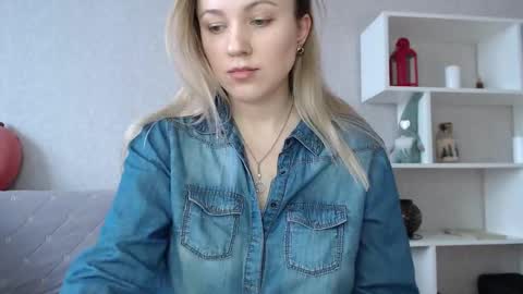 MissLi online show from February 11, 8:05 am