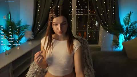 Lily online show from December 14, 3:07 pm