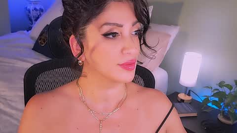 Mina online show from October 30, 2:14 am