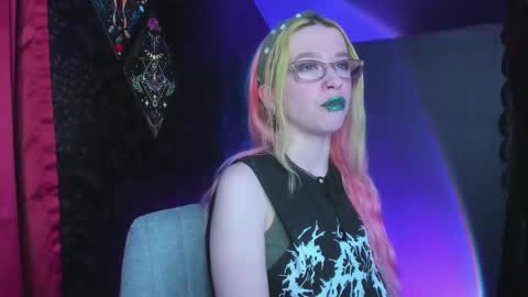 Mistress Nikki Vill online show from March 4, 2:17 am