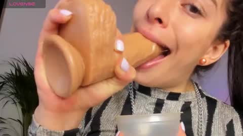 misspaulag online show from January 15, 3:01 am