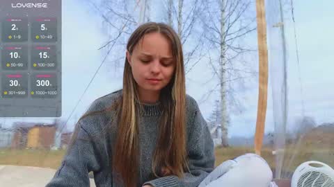 . online show from April 14, 10:15 am