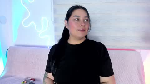 Pau OFmissweetpeach online show from October 22, 11:32 pm