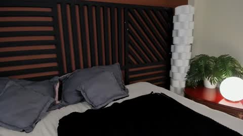 Miss online show from February 28, 10:31 pm