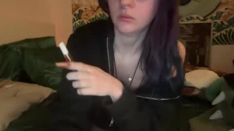 misterfaerie online show from January 24, 8:34 am