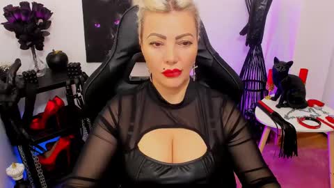 Miss CatSnow online show from February 13, 11:06 am