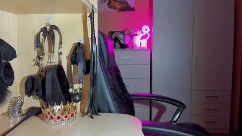 Mistress Kristi online show from November 10, 6:58 pm