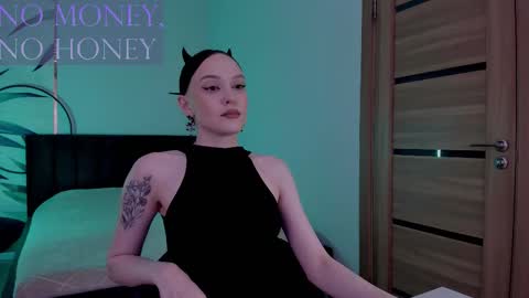 Mistress Mia online show from October 26, 11:22 pm