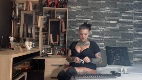 Mistress Mirybossy online show from February 8, 1:54 am