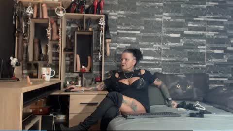 Mistress Mirybossy online show from December 16, 2:47 am