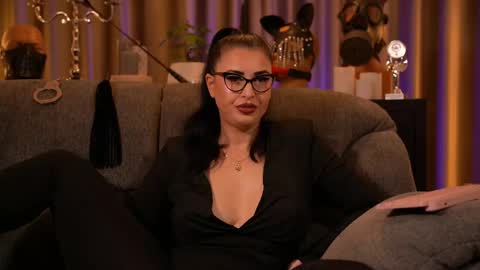 Mistress Kelly online show from October 10, 10:47 pm