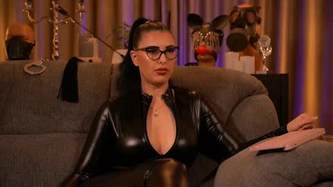 Mistress Kelly online show from September 29, 12:38 am