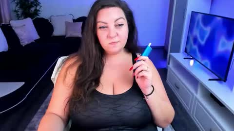 MistressKlaraX online show from December 2, 3:08 am