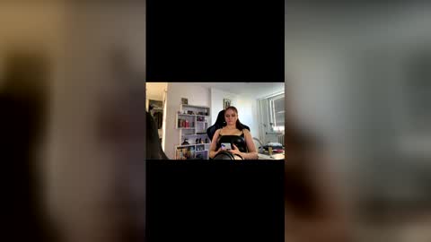 Mistress Violet online show from June 1, 4:52 pm
