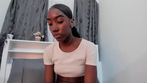 mistt_miaa online show from October 23, 7:42 pm