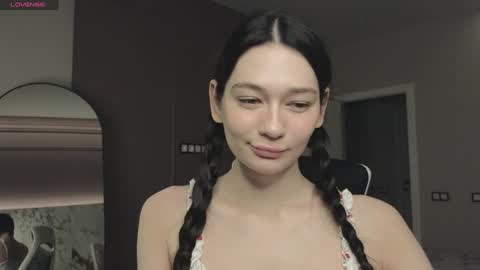 Snapshot of misty_roseee chatting on January 31, 4:03 am misty_roseee online show from January 31, 4:03 am