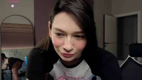 Snapshot of misty_roseee chatting on February 8, 4:47 am misty_roseee online show from February 8, 4:47 am
