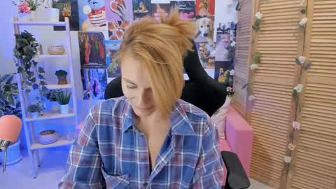 MistyBarnes NONUDE MODEL online show from March 2, 9:21 am