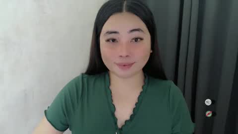 Snapshot of miya_licious chatting on February 15, 1:38 pm cassie marie online show from February 15, 1:38 pm