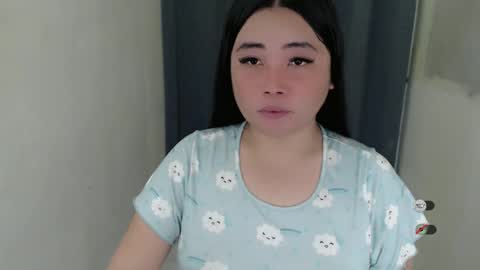 Snapshot of miya_licious chatting on March 1, 6:13 am cassie marie online show from March 1, 6:13 am