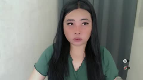 Snapshot of miya_licious chatting on February 23, 4:18 pm cassie marie online show from February 23, 4:18 pm