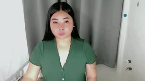 Snapshot of miya_licious chatting on October 16, 9:50 pm cassie marie online show from October 16, 9:50 pm