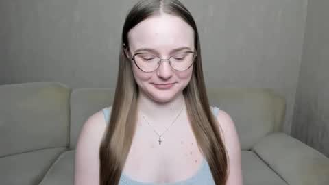 Miya online show from December 14, 5:25 pm