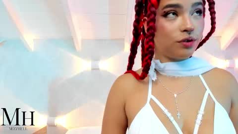 mizzhell_ online show from November 21, 4:53 pm