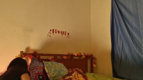 MoonLipson online show from November 20, 12:44 am