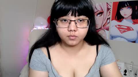 Molly online show from March 3, 3:16 am