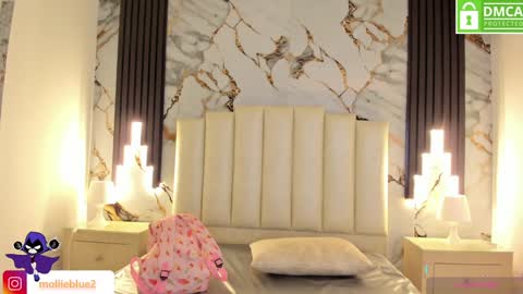 Hey Guys  Im Mollie online show from February 8, 12:17 pm