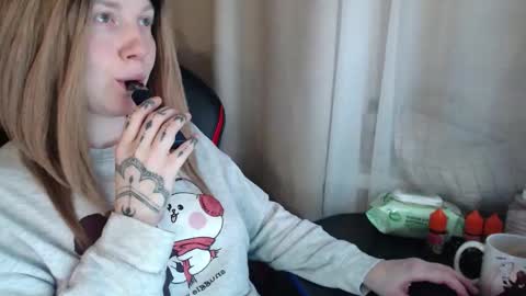 I have new photos come and see with love Molly online show from November 20, 2:18 pm