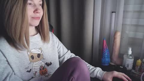 I have new photos come and see with love Molly online show from March 5, 4:57 am