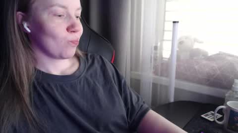 I have new photos come and see with love Molly online show from February 16, 8:47 am